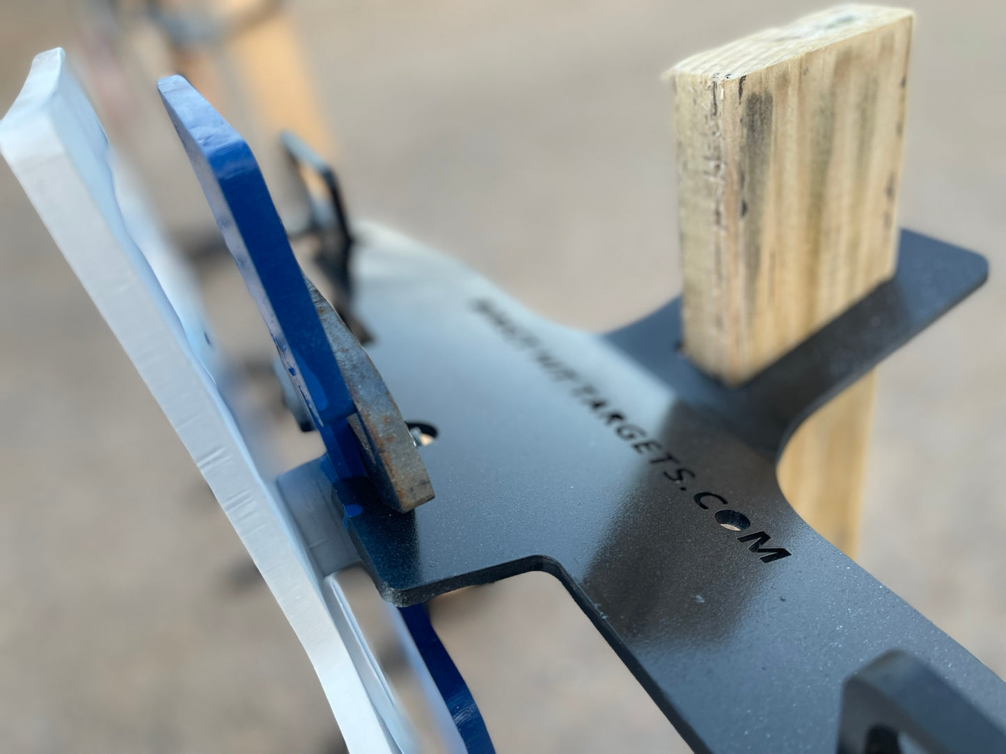 3 Position T-Shaped Target Hanger Bracket - 2x4 Quick Install