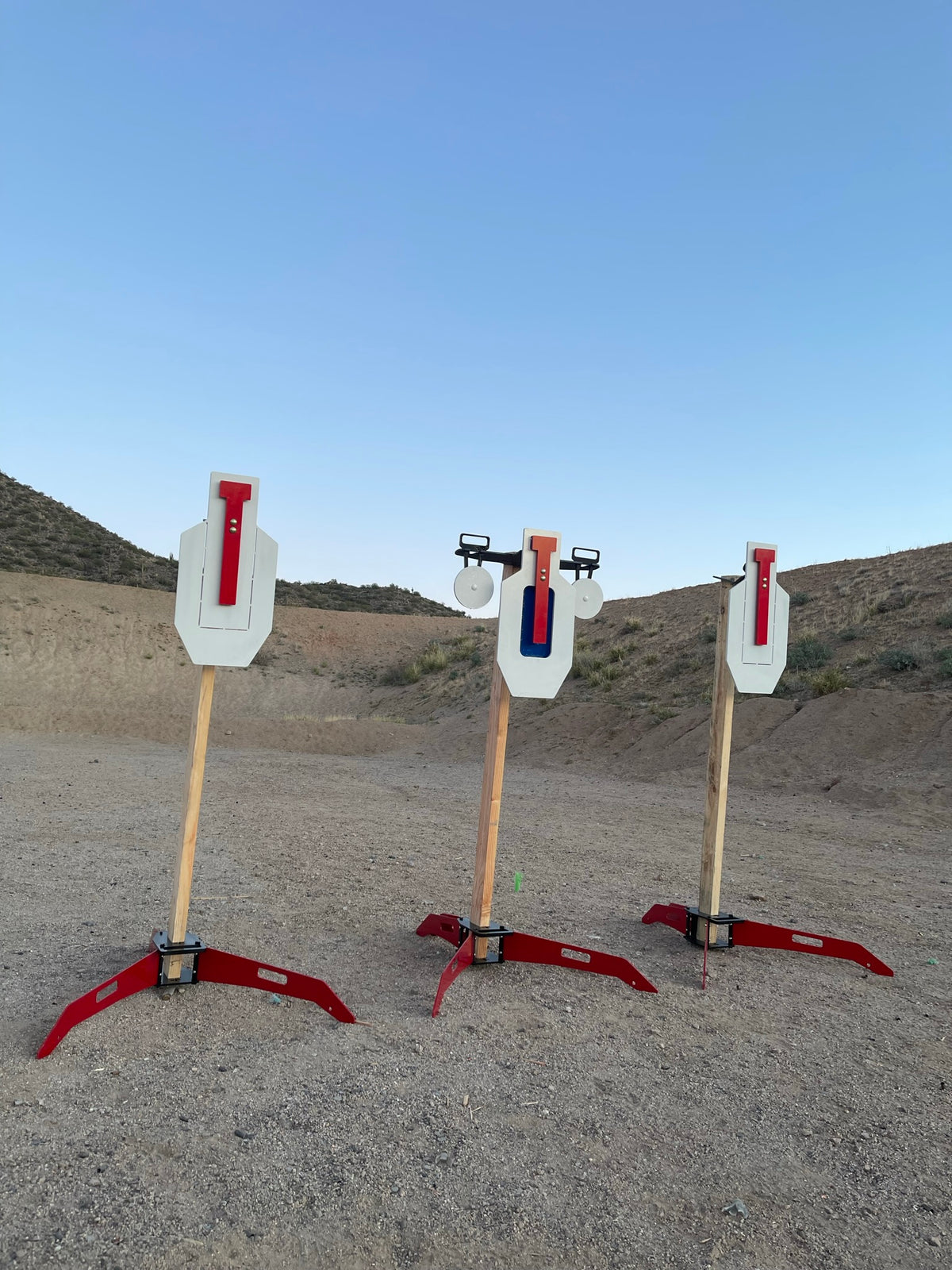 Two Foot Target Direct Hit Target Light Weight Folding Target Stand - 4 Leg For 2x4 Po ...